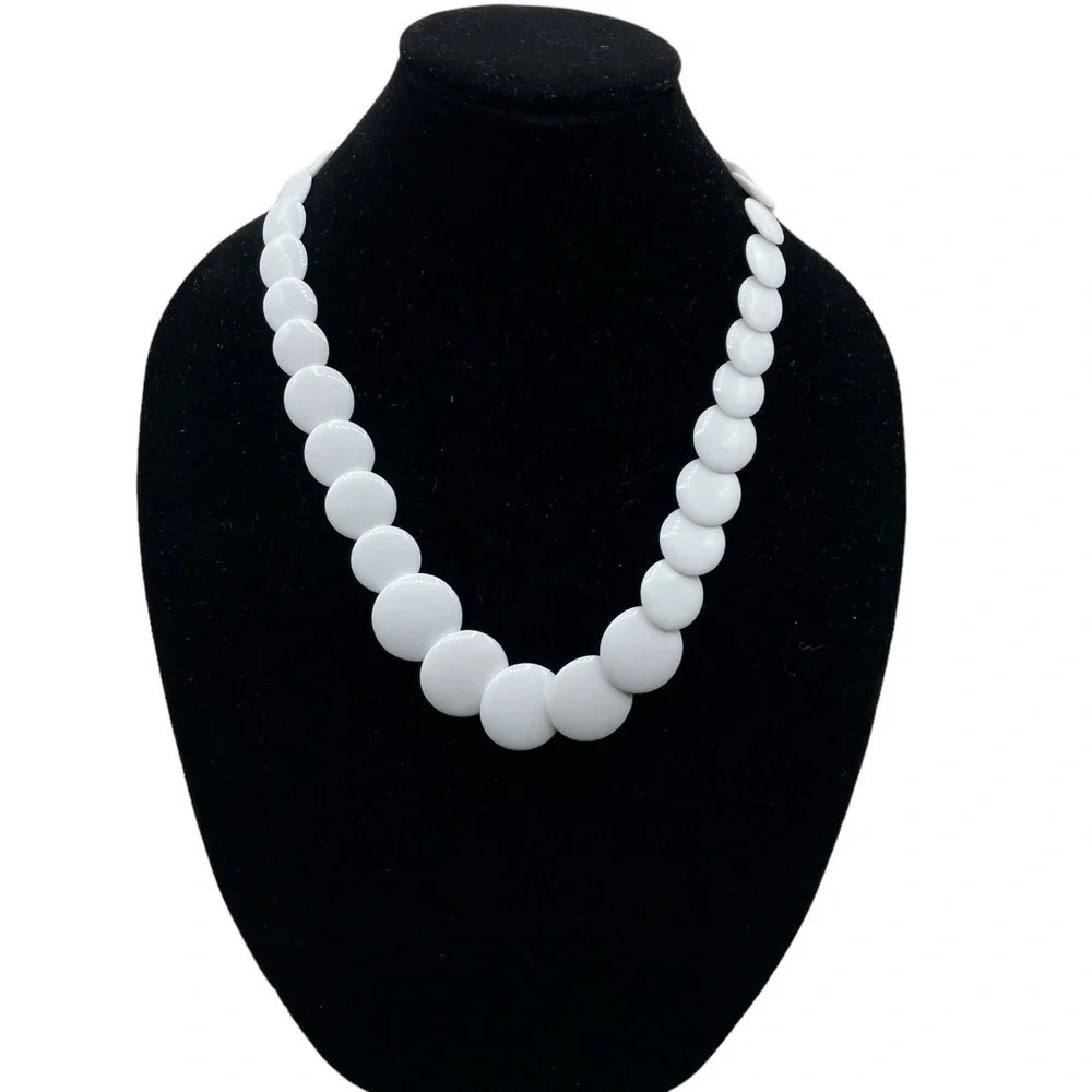 Napier White Lucite Bead Necklace Gold Tone Clasp Jewelry Vintage